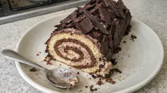 Christmas Swirl Yule Log—an easier way to get that classic holiday centerpiece
